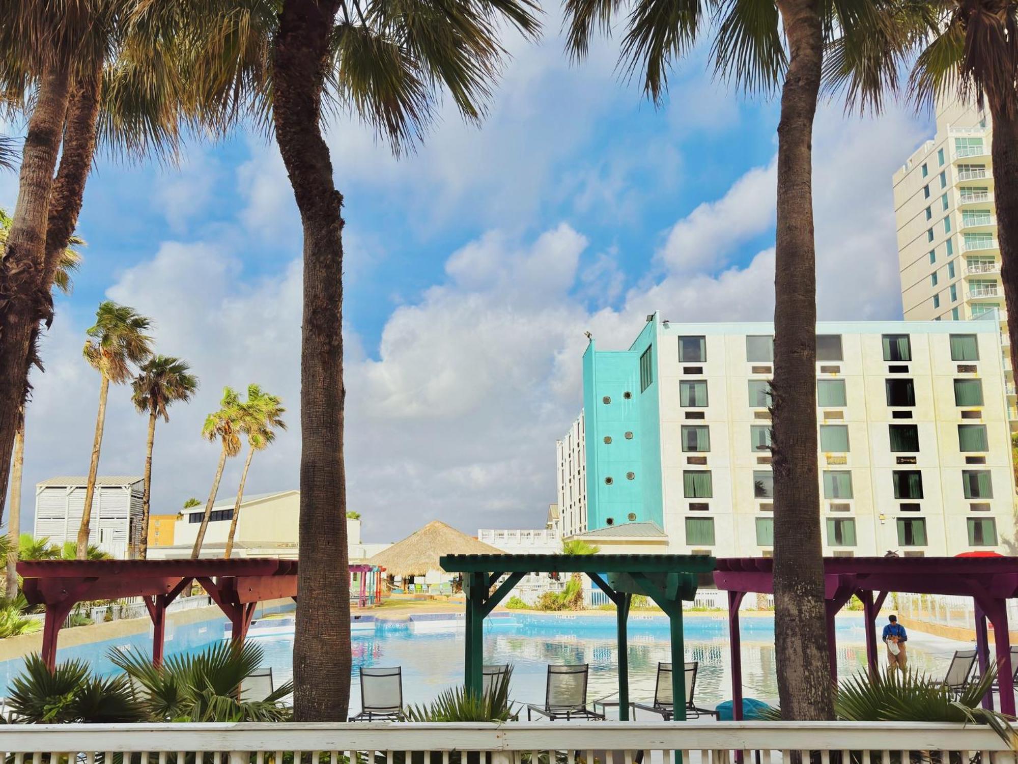 Hotel South Padre Island-beach Front By Ihg 3*